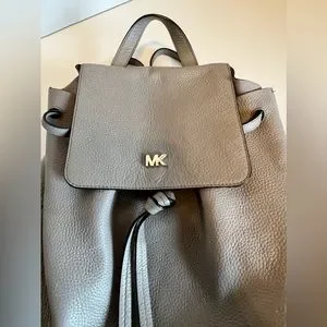 Michael Kors | Bags | Michael Kors Junie Flap Pebbled  display picture 1